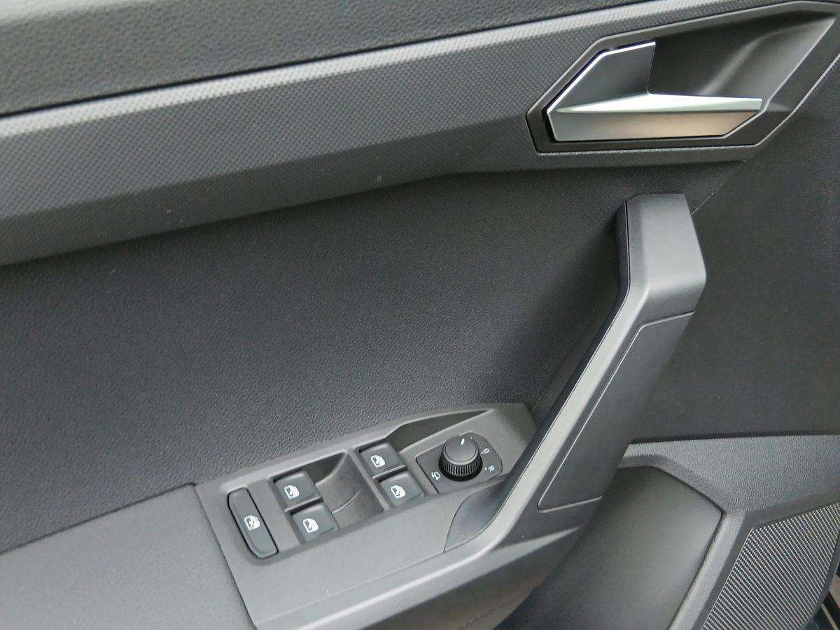 Fahrzeugbild eines SEAT Ibiza