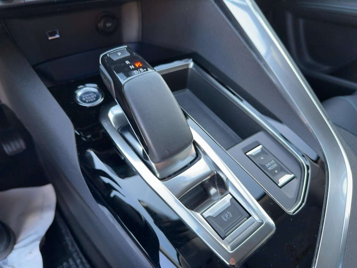 Fahrzeugbild eines Peugeot 3008