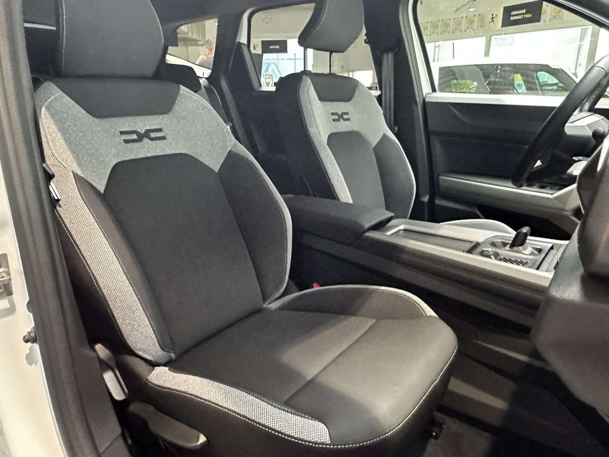 Fahrzeugbild eines Dacia Bigster