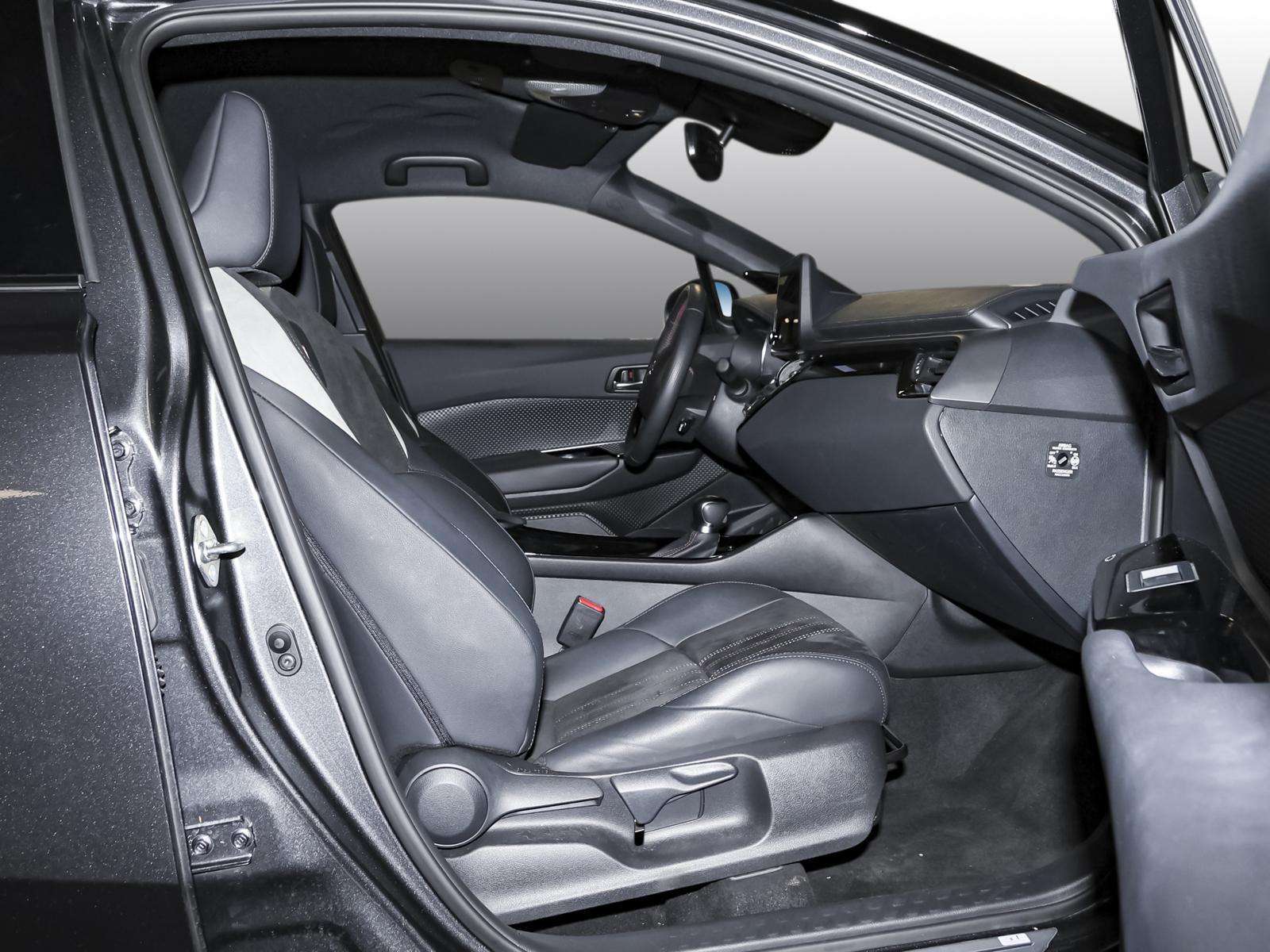 Fahrzeugbild eines Toyota C-HR