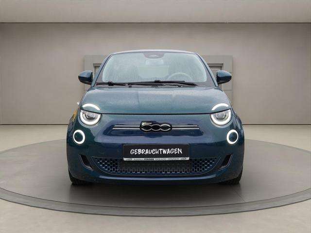 Fahrzeugbild eines Fiat 500