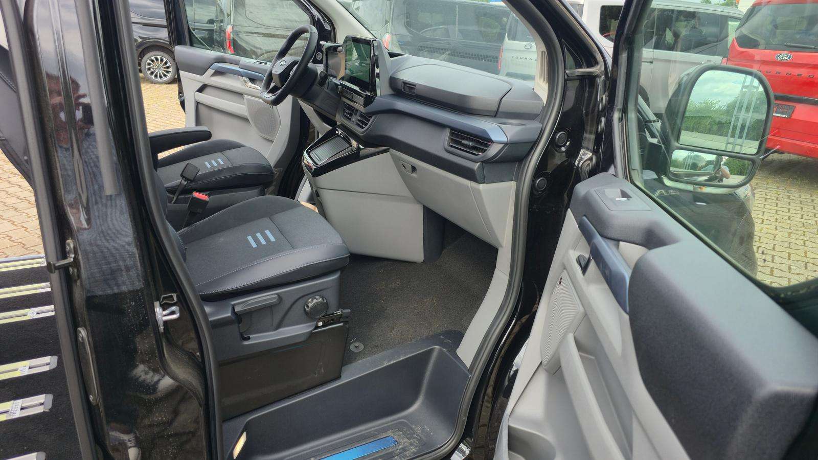 Fahrzeugbild eines Ford Tourneo Custom