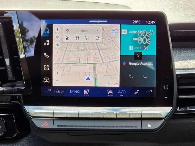 Fahrzeugbild eines Renault Austral