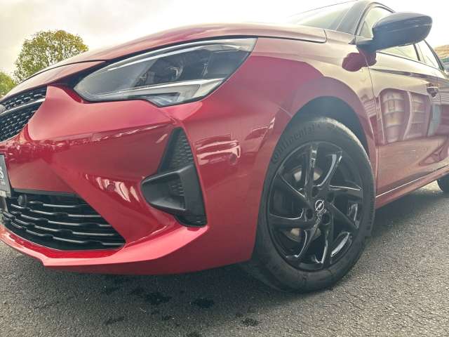 Fahrzeugbild eines Opel Corsa