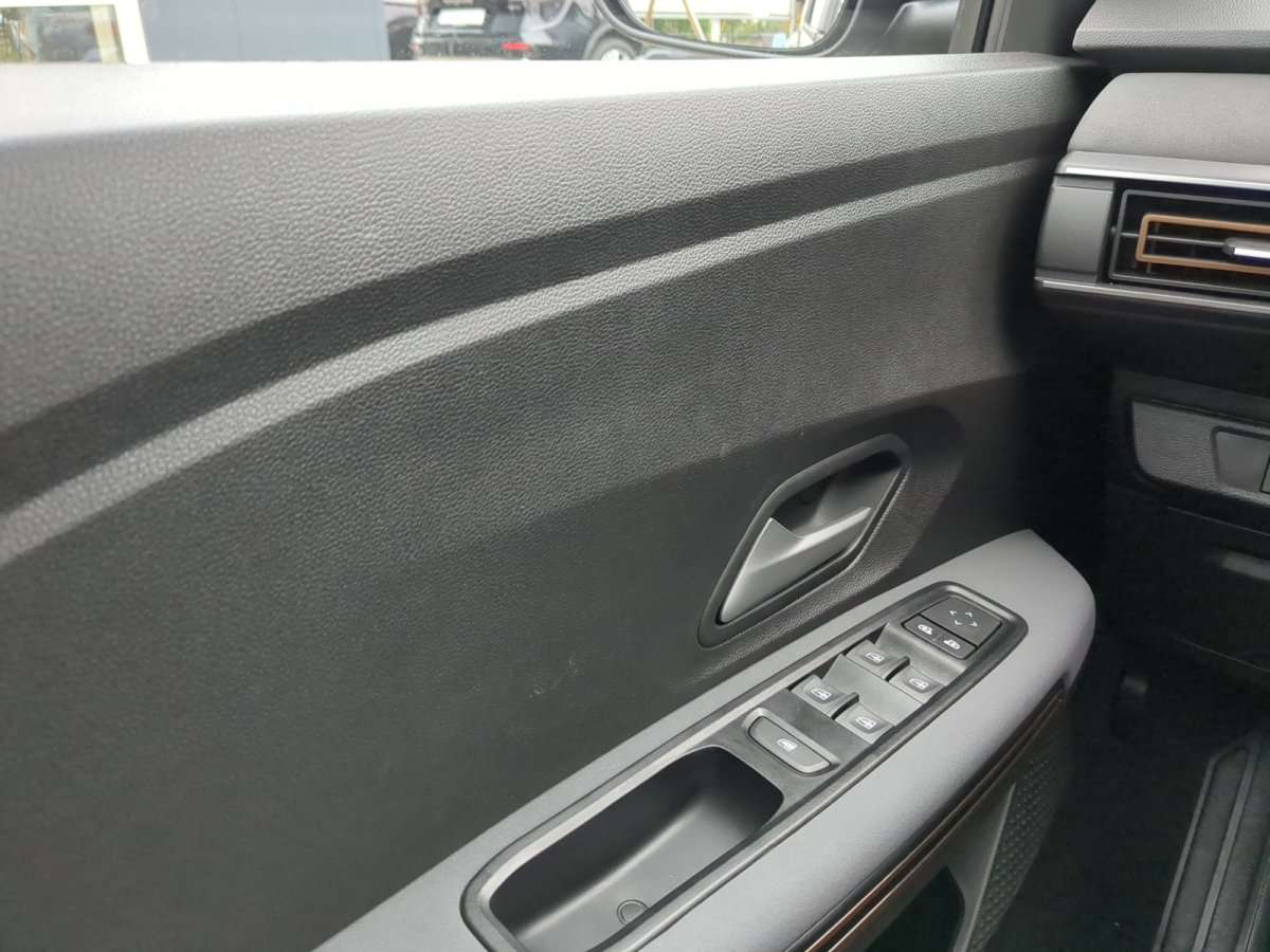 Fahrzeugbild eines Dacia Jogger