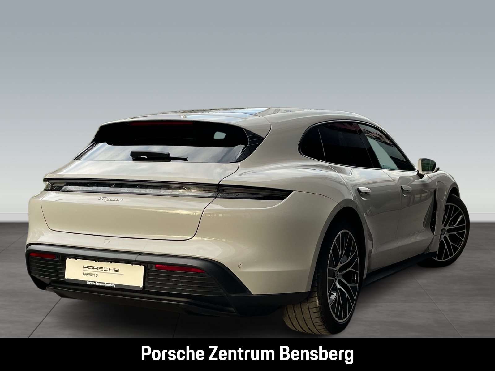 Fahrzeugbild eines Porsche Taycan