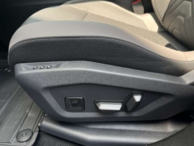 Fahrzeugbild eines Jeep Compass