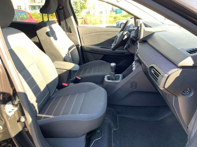 Fahrzeugbild eines Dacia Jogger