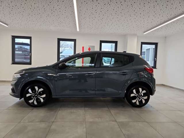 Fahrzeugbild eines Dacia Sandero