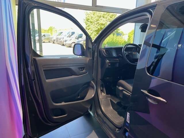 Fahrzeugbild eines Opel Vivaro