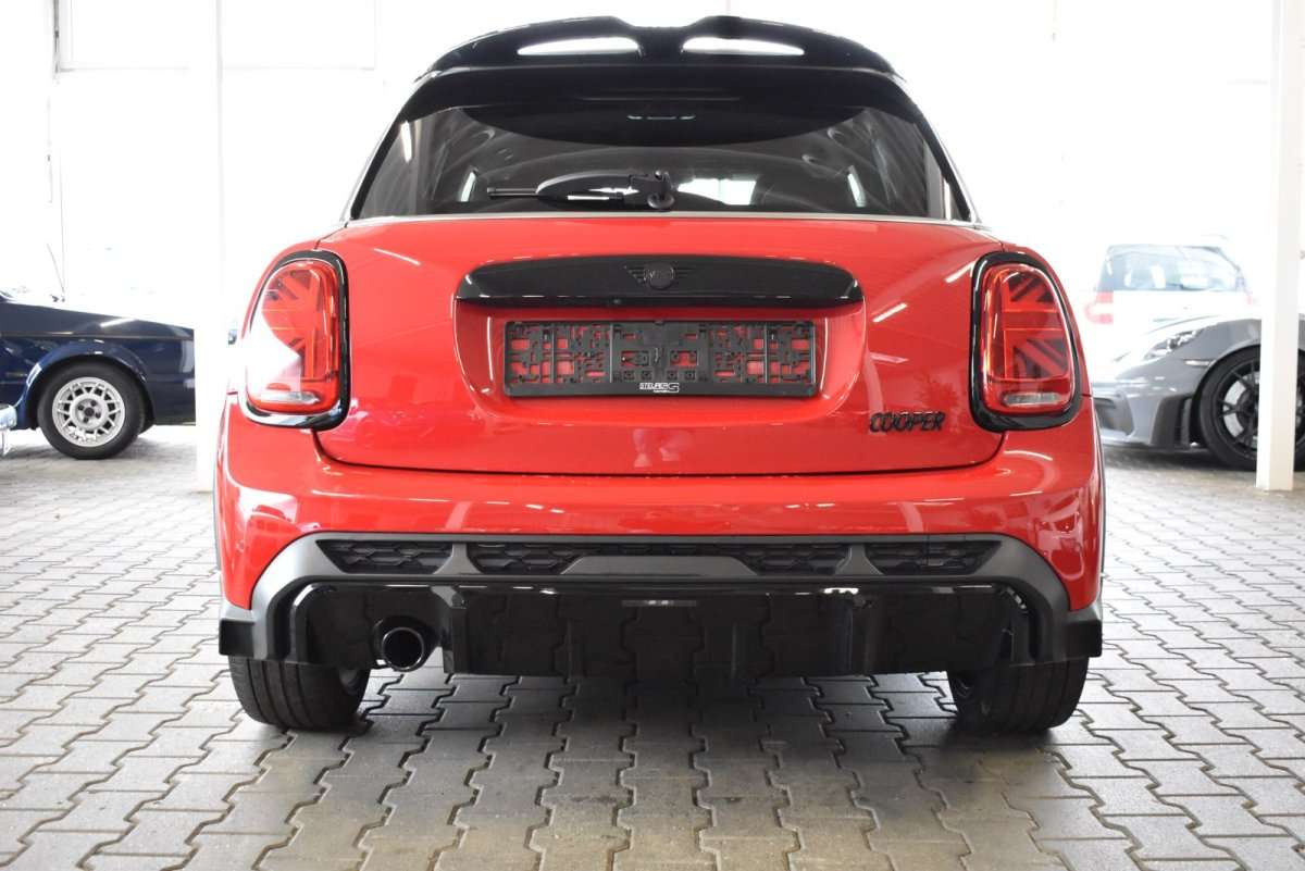 Fahrzeugbild eines MINI COOPER