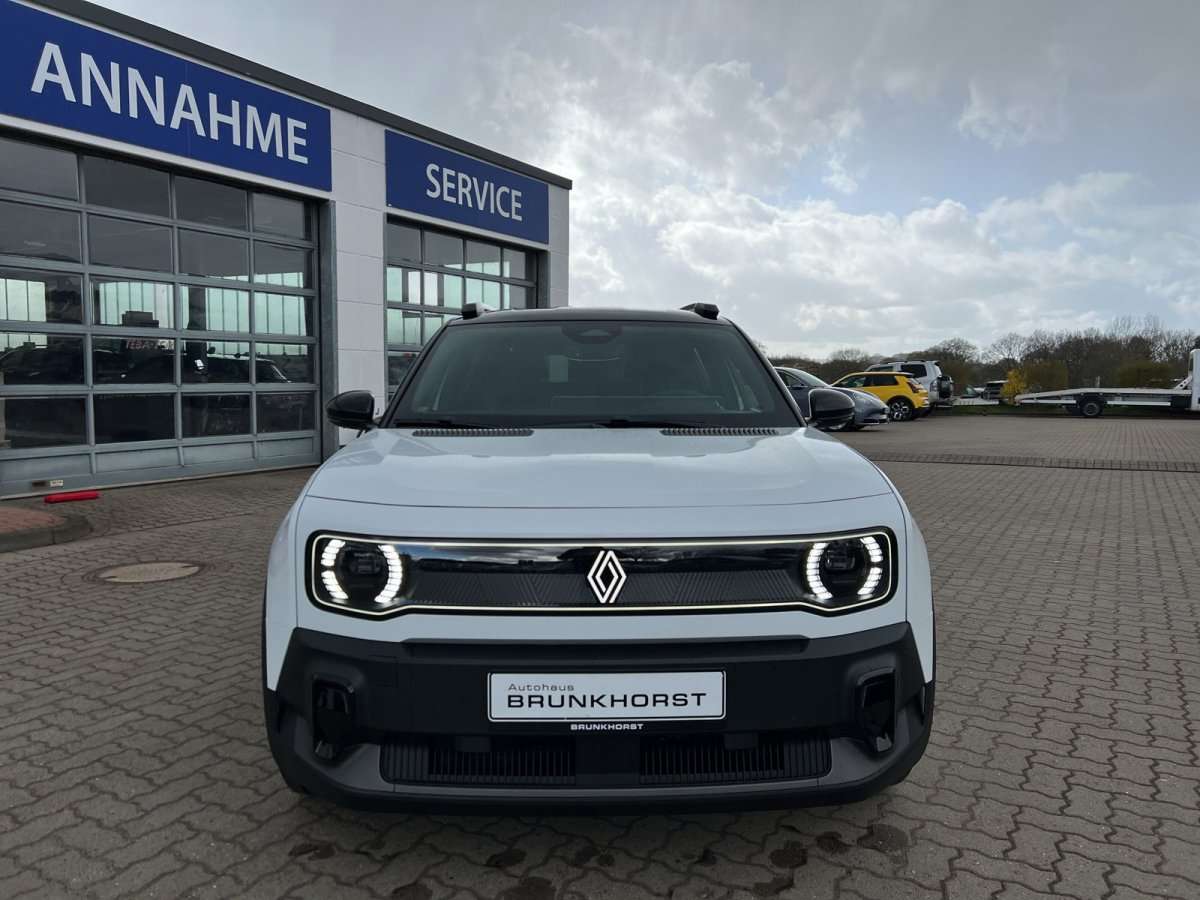 Fahrzeugbild eines Renault 4 E-TECH