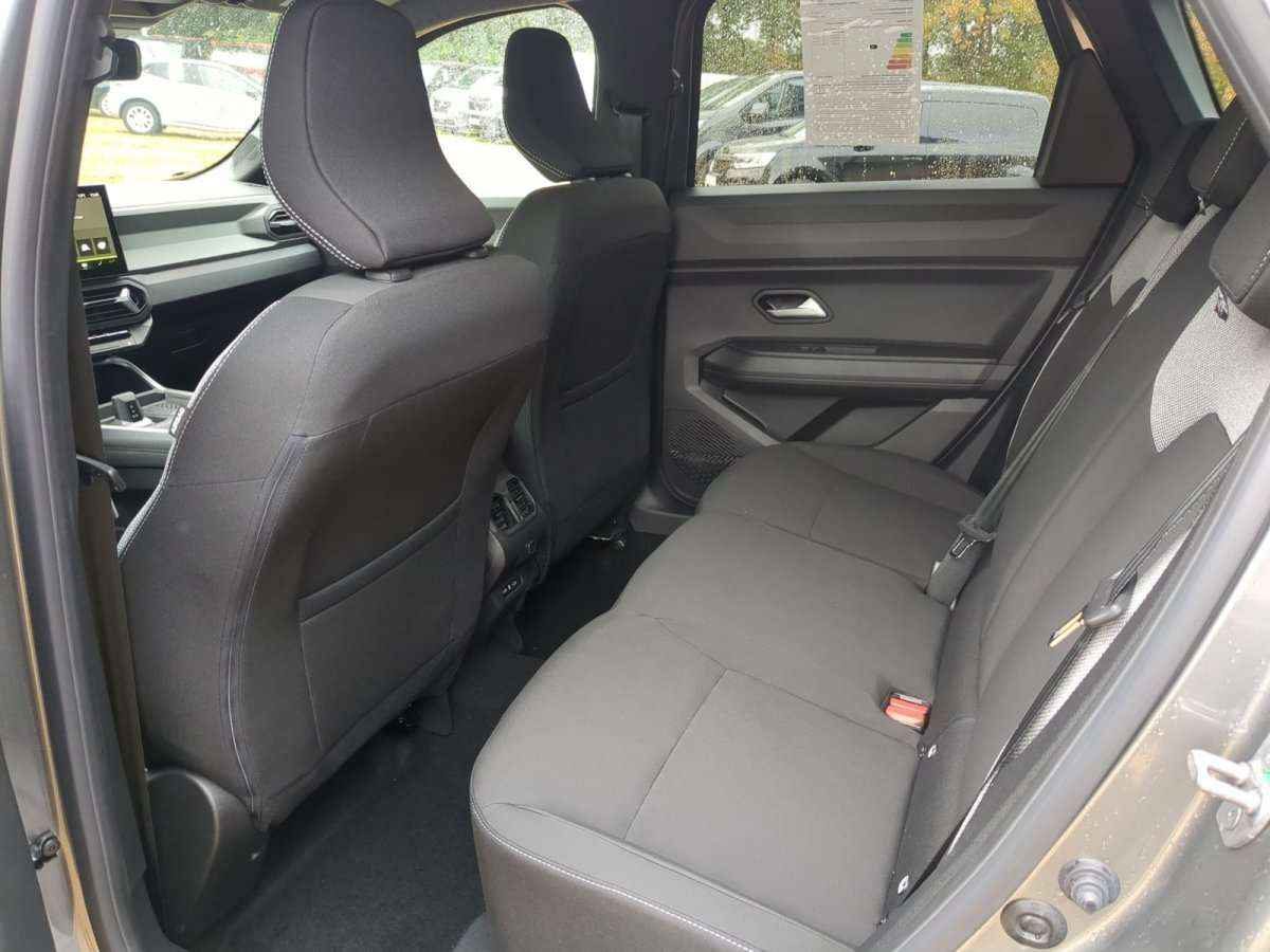 Fahrzeugbild eines Dacia Bigster