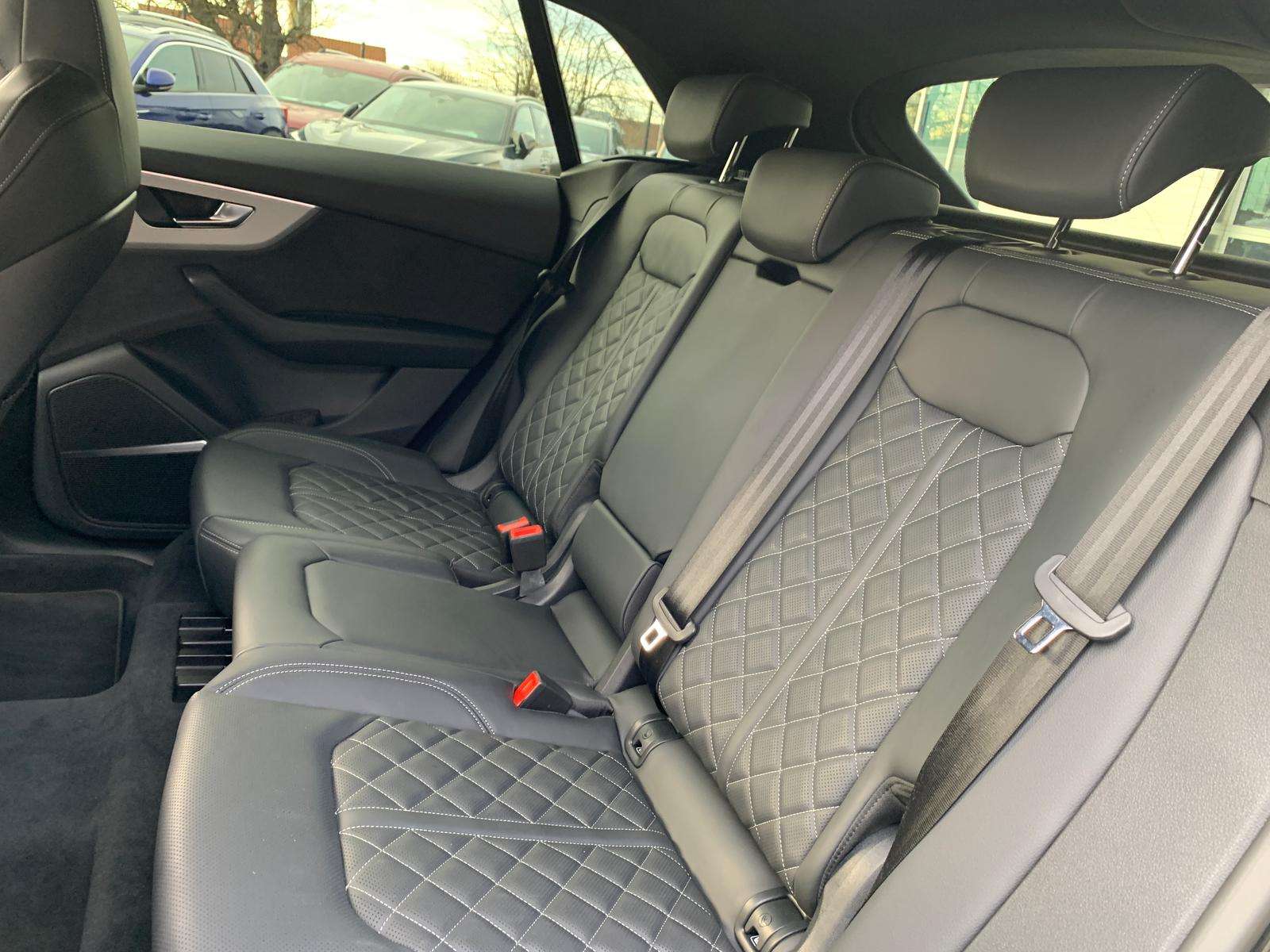 Fahrzeugbild eines Audi Q8