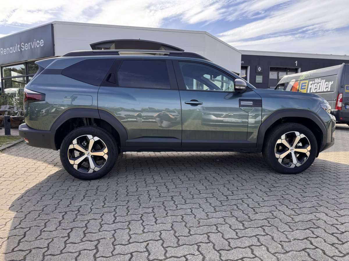 Fahrzeugbild eines Dacia Bigster
