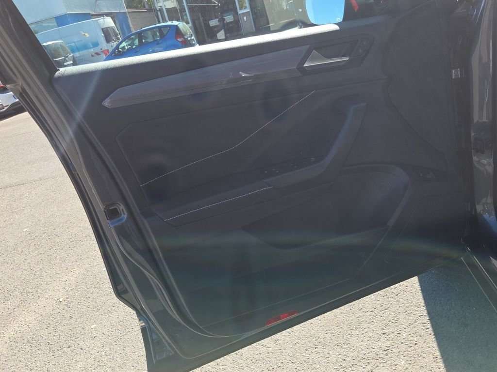 Fahrzeugbild eines Volkswagen T-Roc