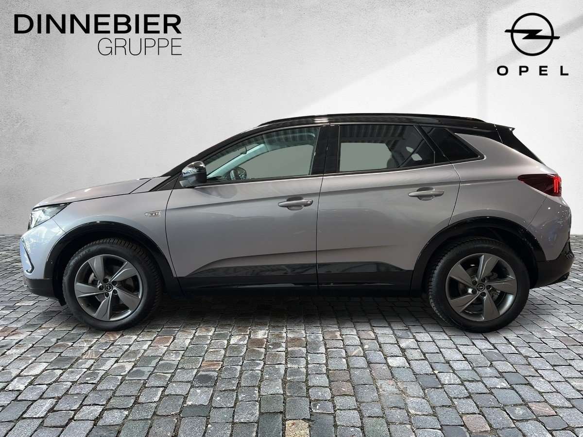 Fahrzeugbild eines Opel Grandland X