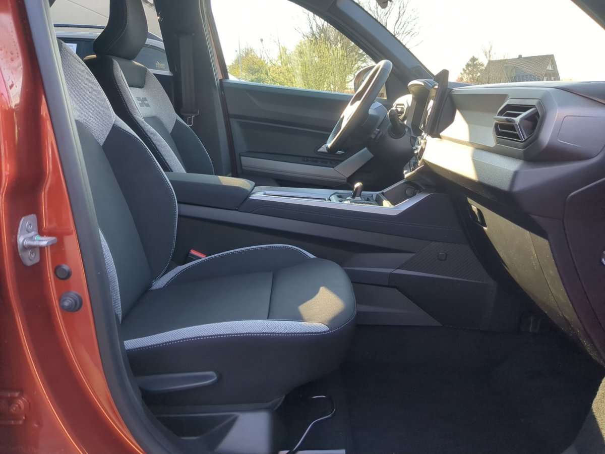 Fahrzeugbild eines Dacia Bigster