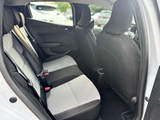 Fahrzeugbild eines Renault Clio