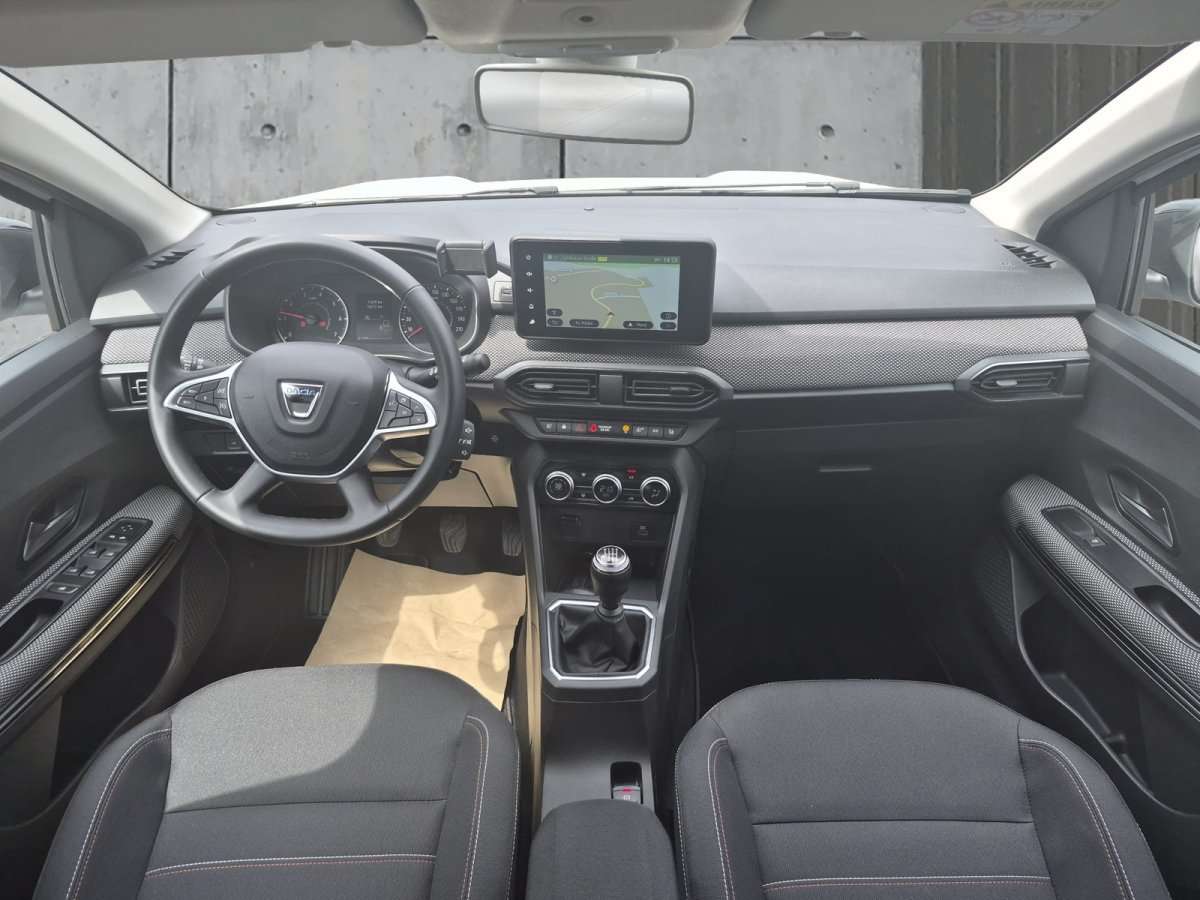Fahrzeugbild eines Dacia Jogger