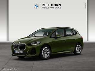 Schräge Frontansicht auf einen BMW 2er-Reihe , freigestellt