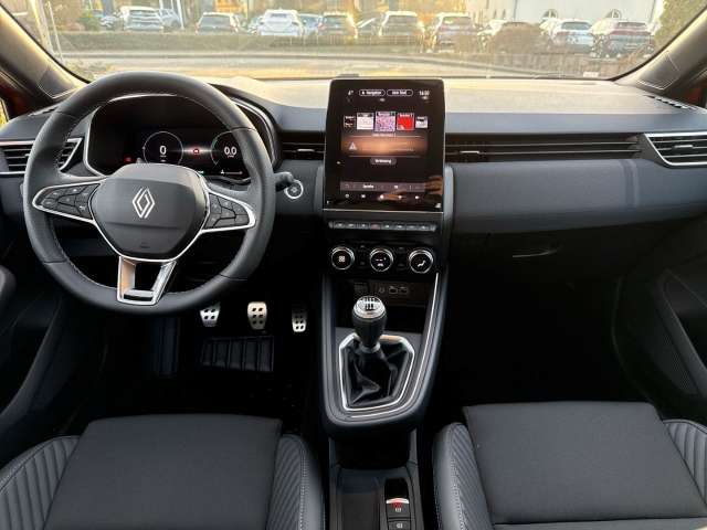 Fahrzeugbild eines Renault Clio