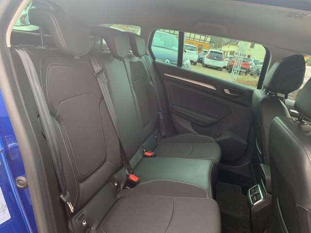 Fahrzeugbild eines Renault Megane E-TECH