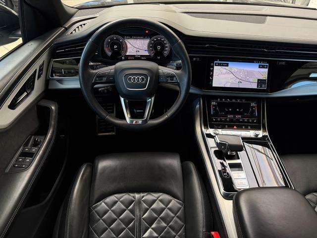 Fahrzeugbild eines Audi Q8