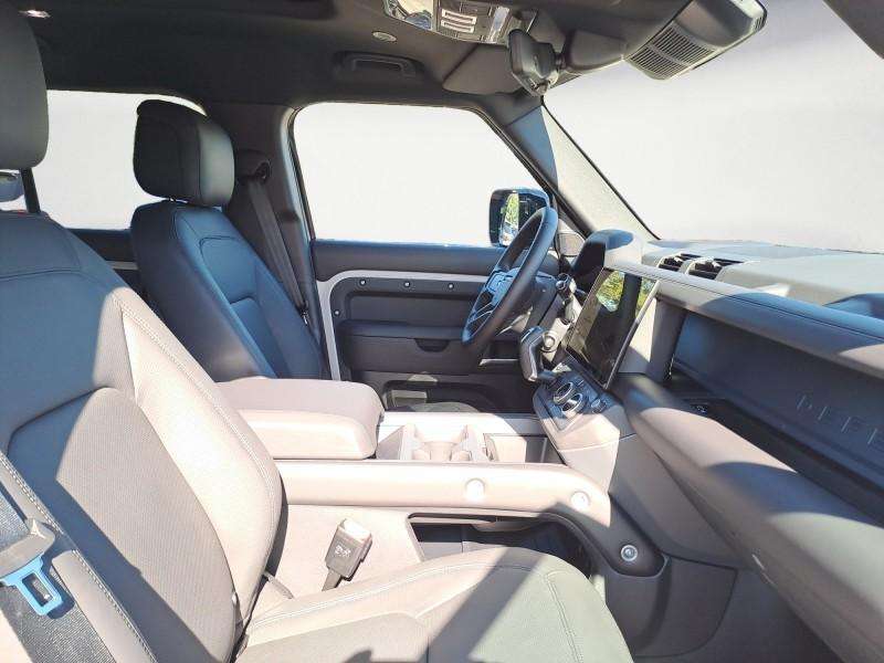 Fahrzeugbild eines Land Rover Defender