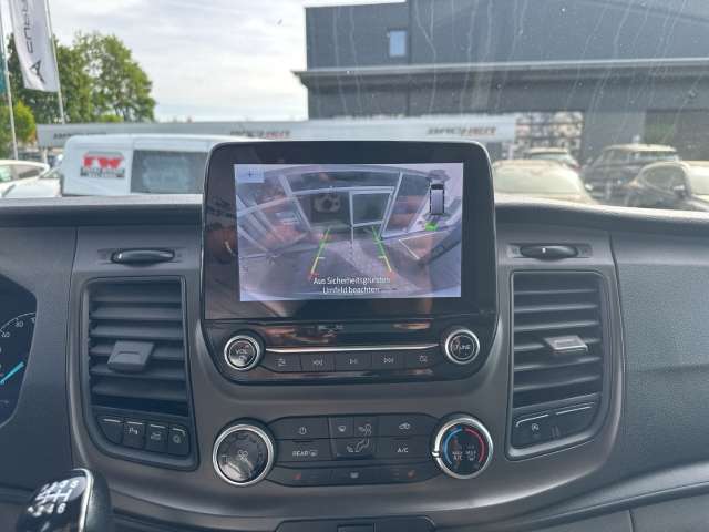 Fahrzeugbild eines Ford Transit