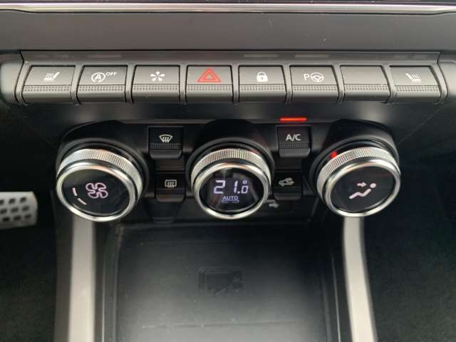 Fahrzeugbild eines Renault Arkana