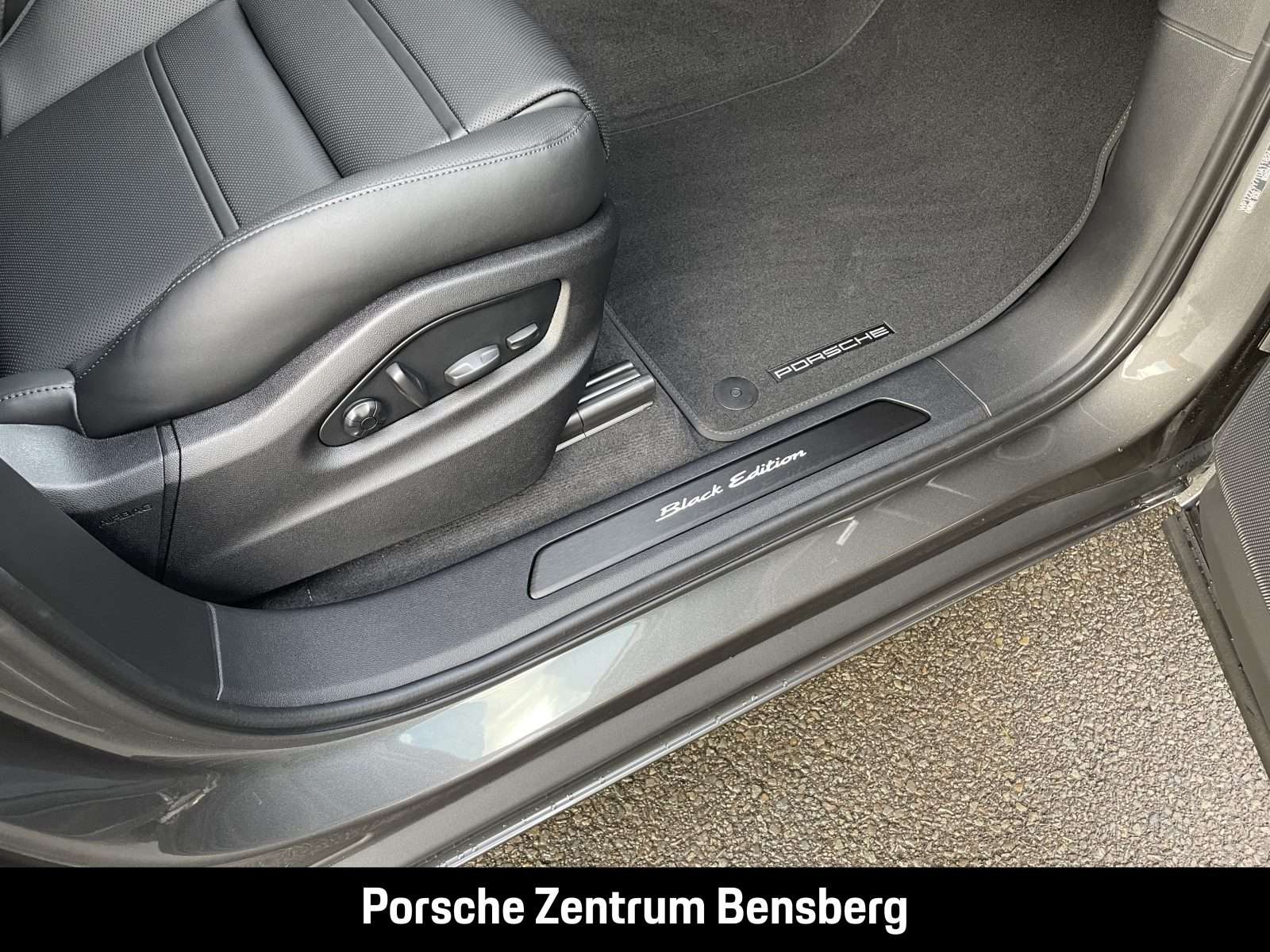 Fahrzeugbild eines Porsche Cayenne