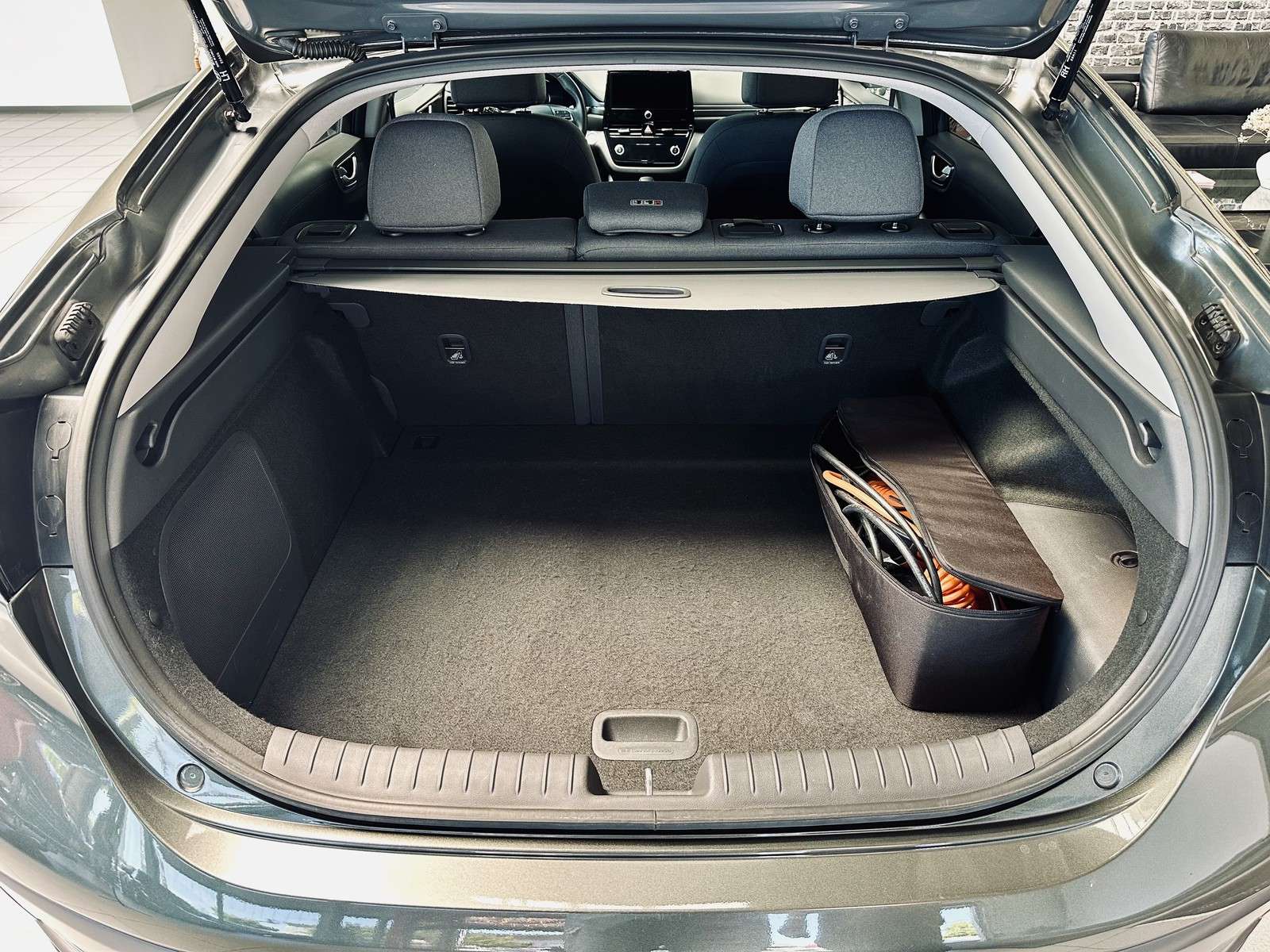 Fahrzeugbild eines Hyundai IONIQ