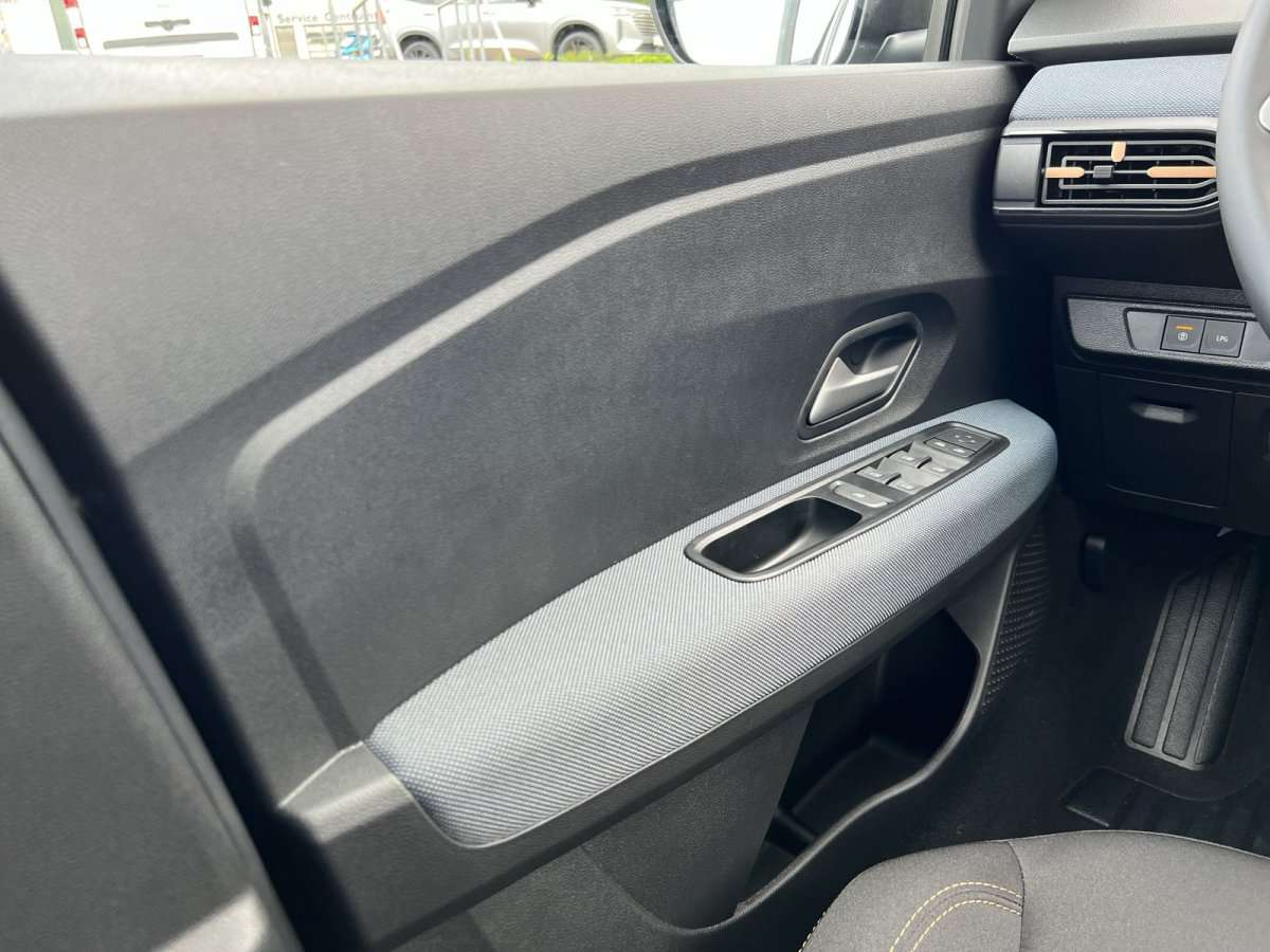 Fahrzeugbild eines Dacia Sandero