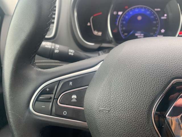 Fahrzeugbild eines Renault Grand Scénic