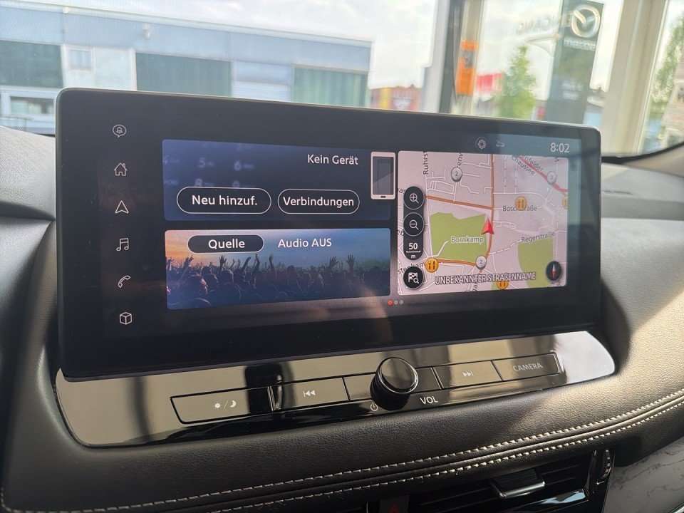 Fahrzeugbild eines Nissan X-TRAIL
