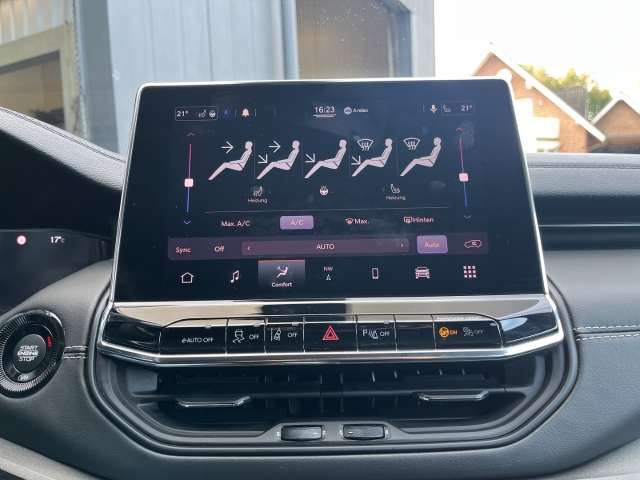 Fahrzeugbild eines Jeep Compass