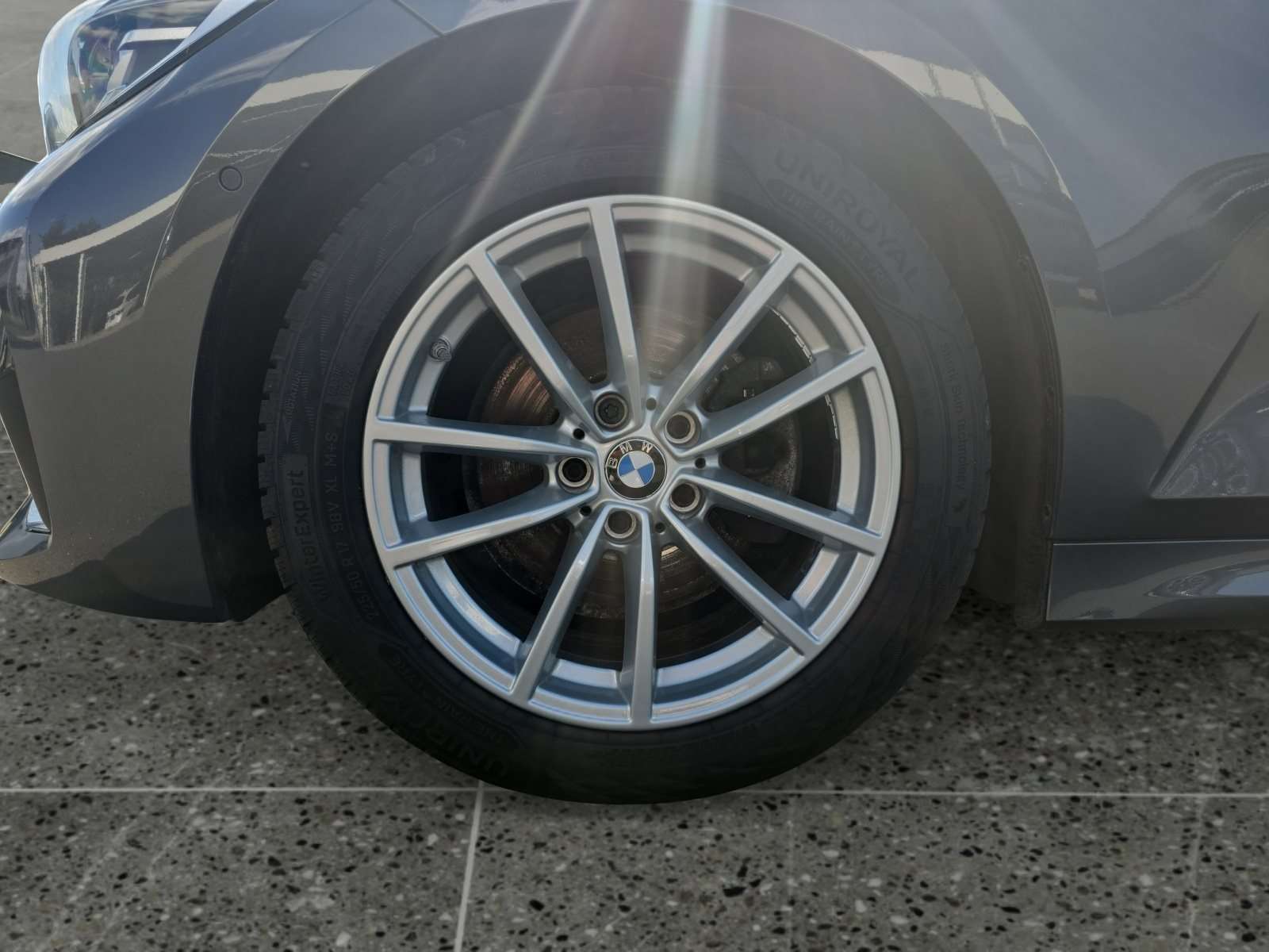 Fahrzeugbild eines BMW 3er-Reihe