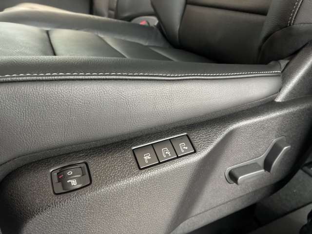 Fahrzeugbild eines Opel Zafira Life