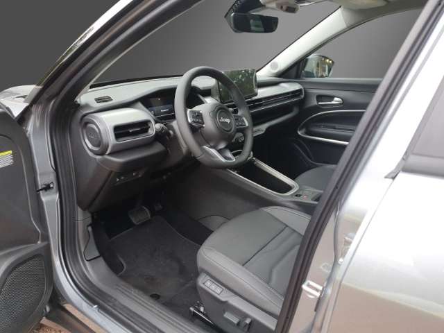 Fahrzeugbild eines Jeep Avenger