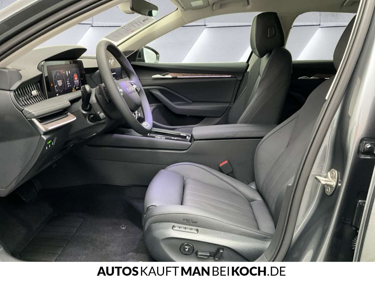 Fahrzeugbild eines Skoda Superb