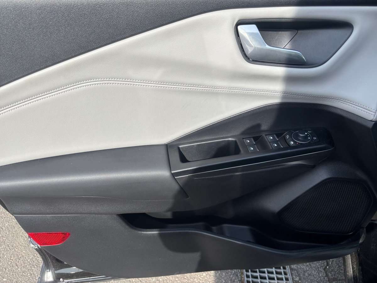 Fahrzeugbild eines Ford Puma