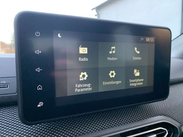 Fahrzeugbild eines Dacia Sandero