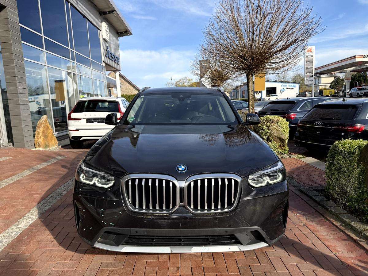 Fahrzeugbild eines BMW X3