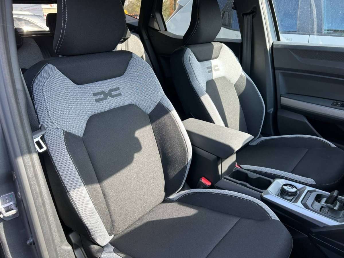 Fahrzeugbild eines Dacia Duster