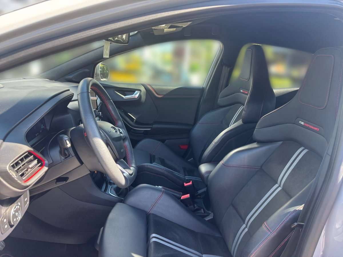 Fahrzeugbild eines Ford Puma