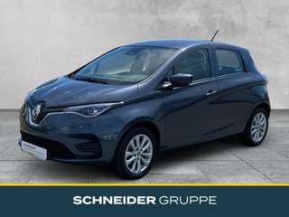 Schräge Frontansicht auf einen Renault ZOE , freigestellt