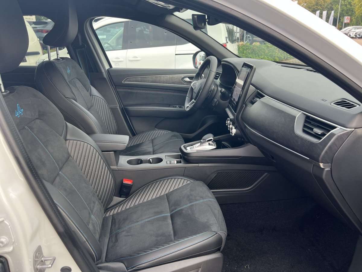 Fahrzeugbild eines Renault Arkana