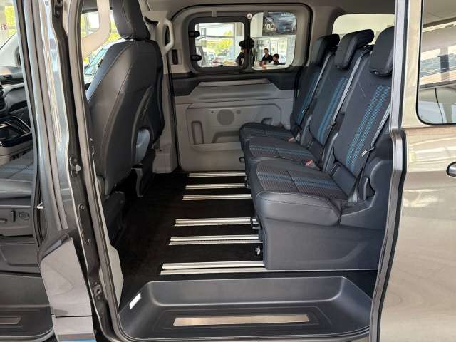 Fahrzeugbild eines Ford Tourneo Custom