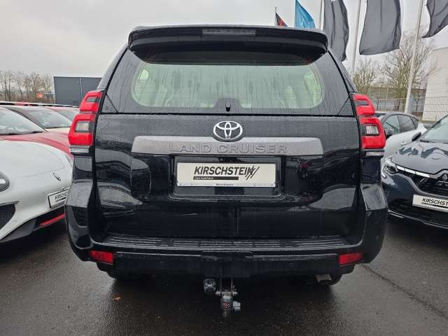 Fahrzeugbild eines Toyota Land Cruiser